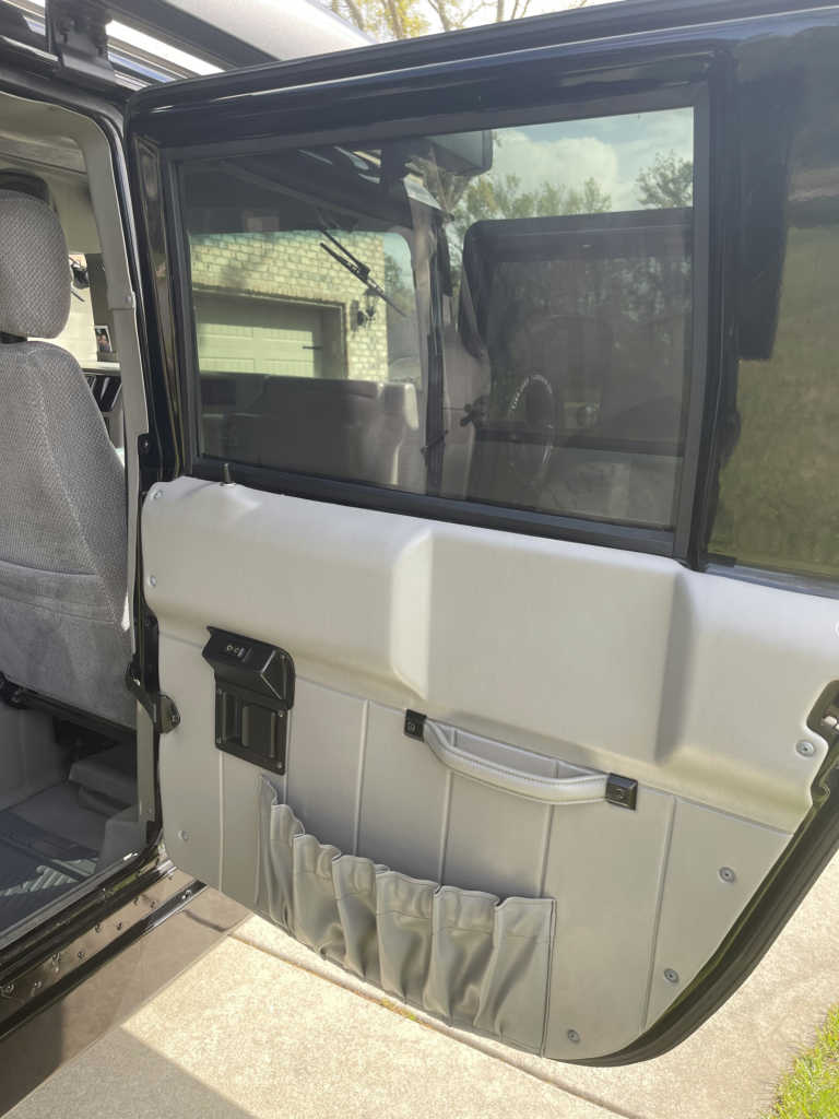 Used 1999 HUMMER H1 4-Door Wagon AWD/4WD image 18