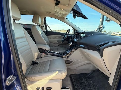 Used 2016 Ford Escape Titanium w/ Equipment Group 301A AWD/4WD image 12