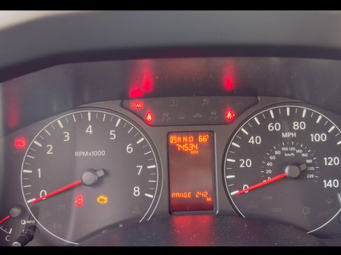 Used 2019 Nissan NV 3500 SL image 13