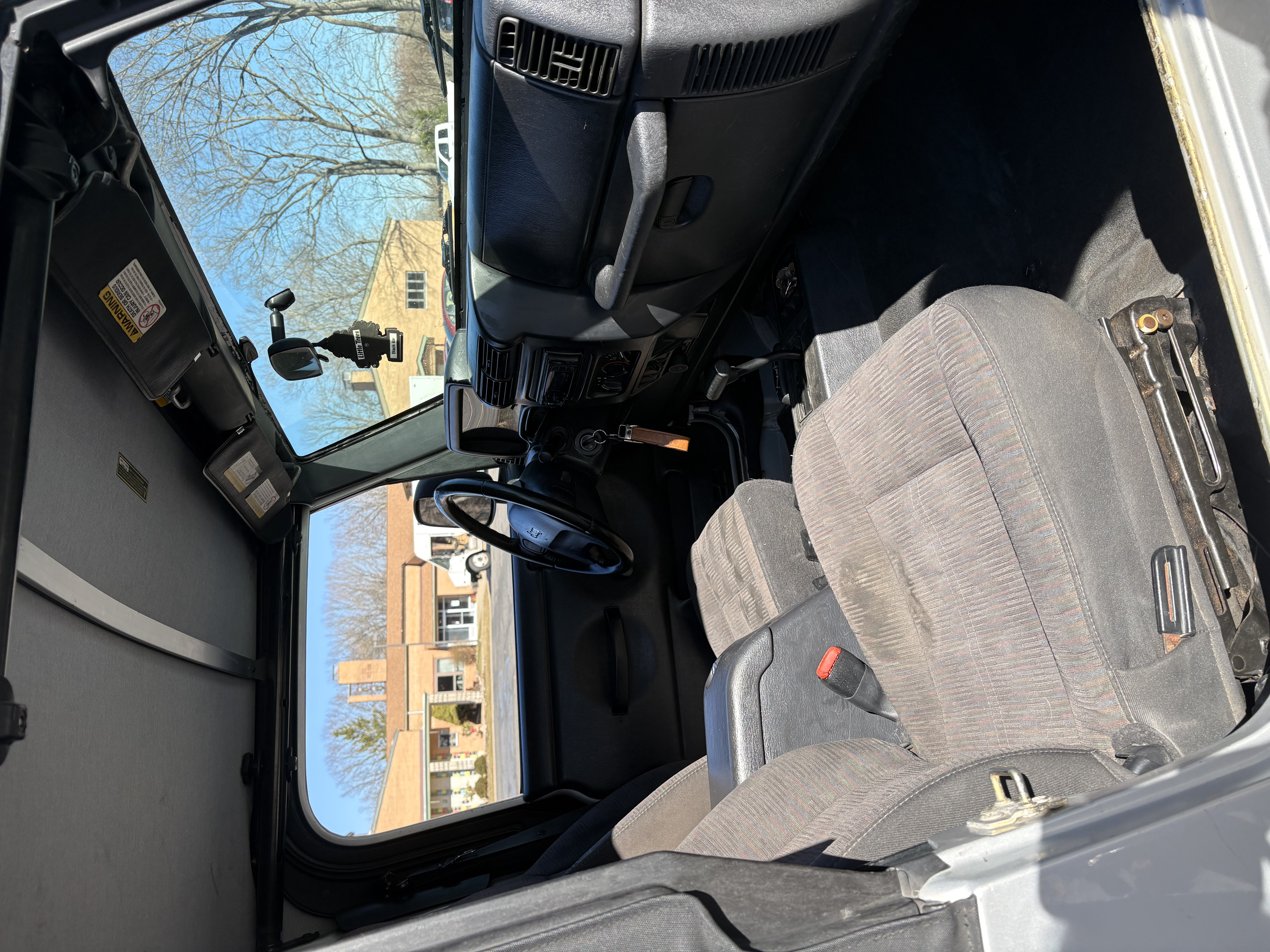 Used 2004 Jeep Wrangler 4WD image 8