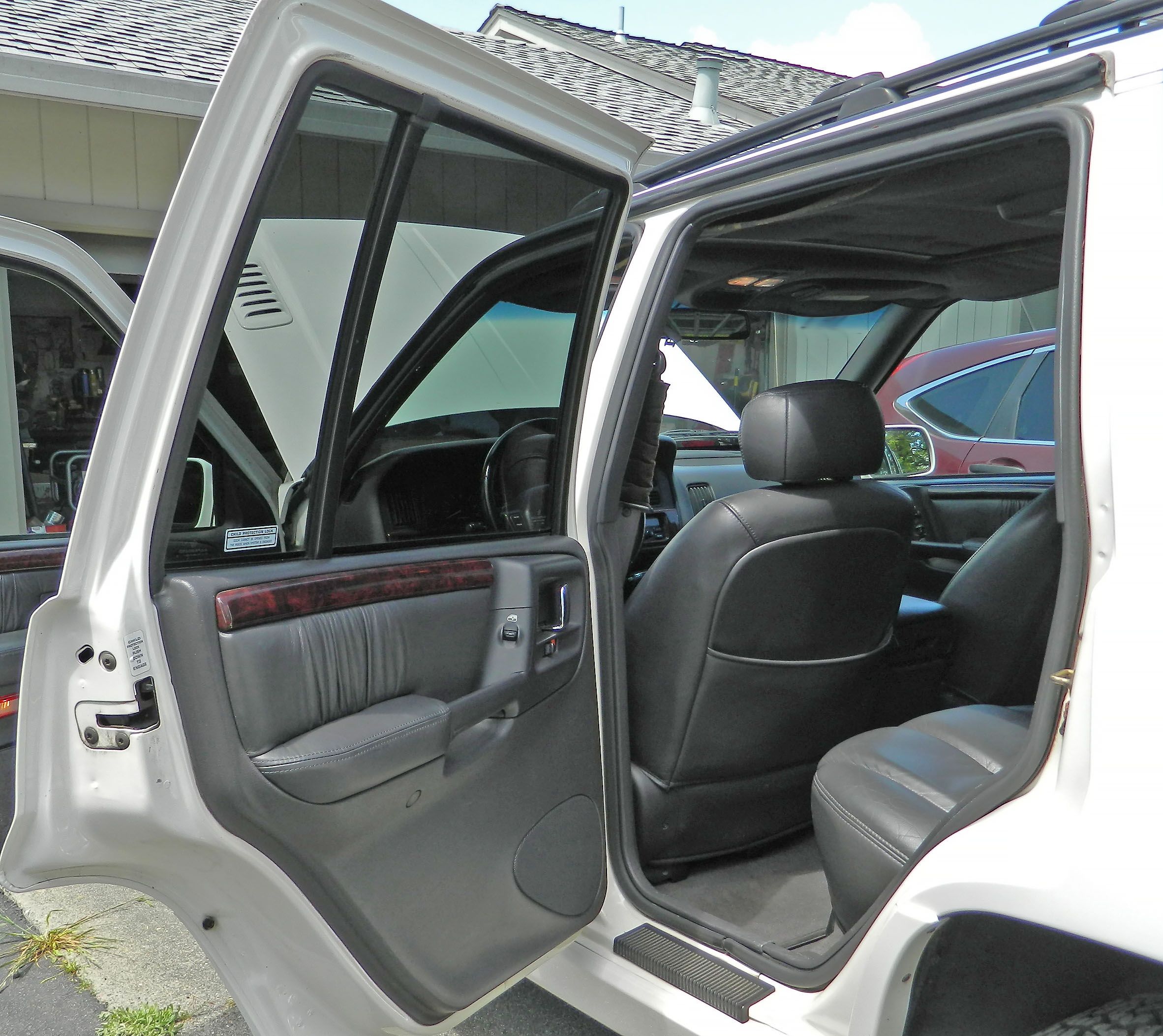 Used 1998 Jeep Grand Cherokee Limited AWD/4WD image 21