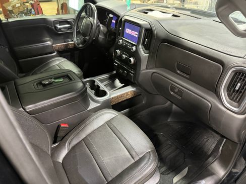 Used 2019 GMC Sierra 1500 Denali w/ Technology Package image 8