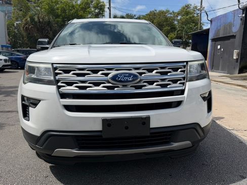Used 2019 Ford Explorer XLT w/ Equipment Group 201A AWD/4WD image 10
