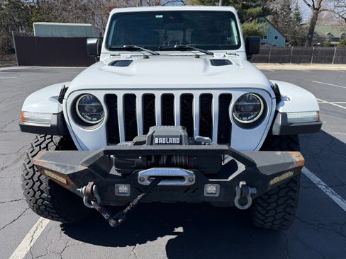 Used 2020 Jeep Gladiator Rubicon image 2