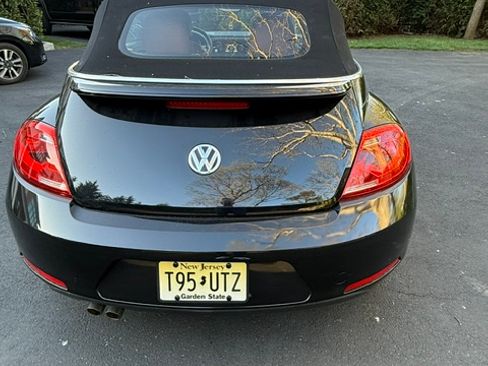 Used 2015 Volkswagen Beetle 1.8T image 11