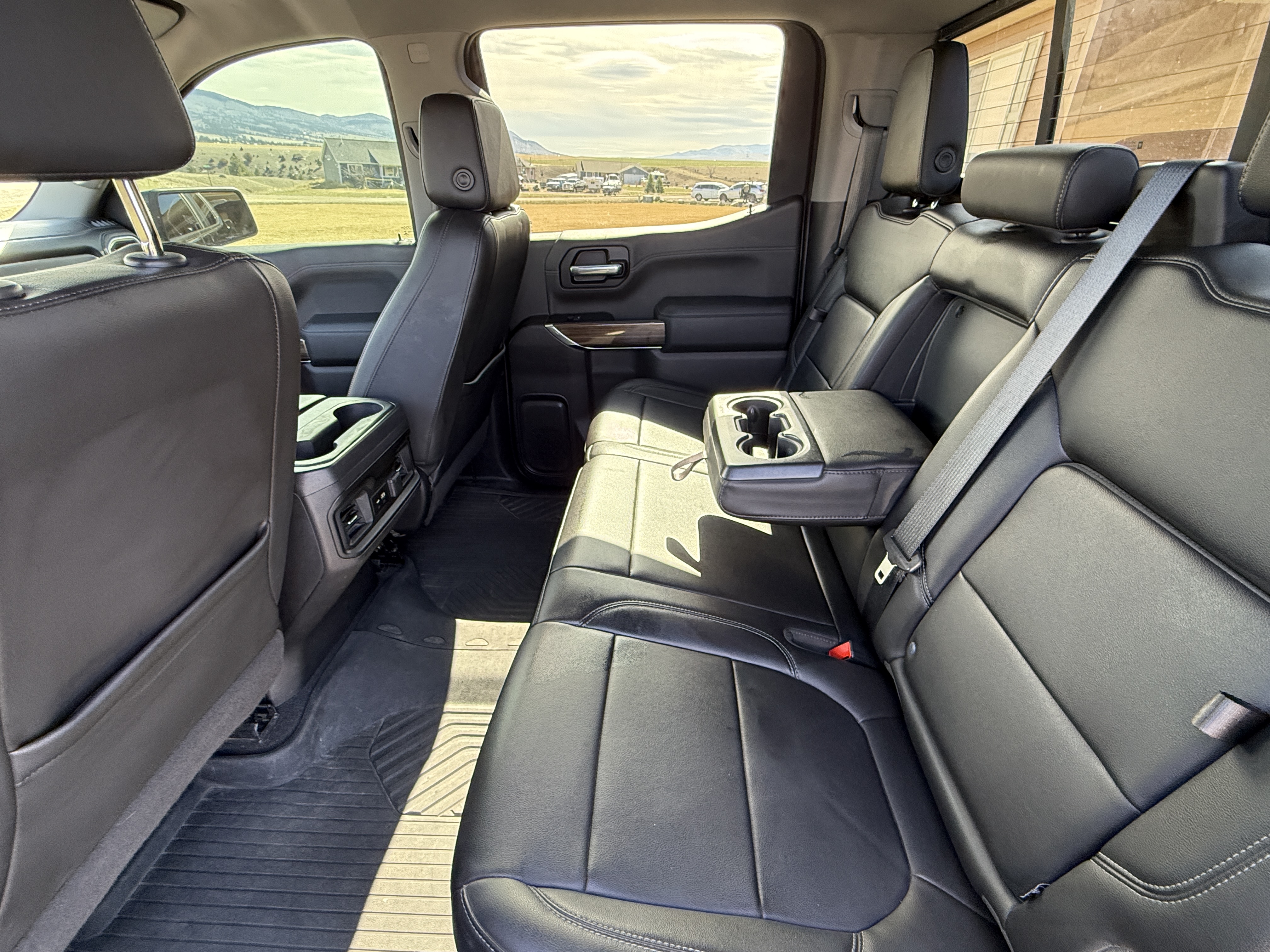 Used 2020 Chevrolet Silverado 1500 LT Trail Boss AWD/4WD image 9