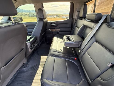 Used 2020 Chevrolet Silverado 1500 LT Trail Boss AWD/4WD image 9