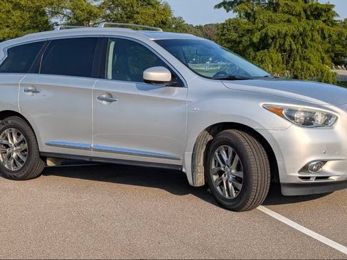 Used 2015 INFINITI QX60 Luxe w/ Premium Plus Package AWD/4WD image 4