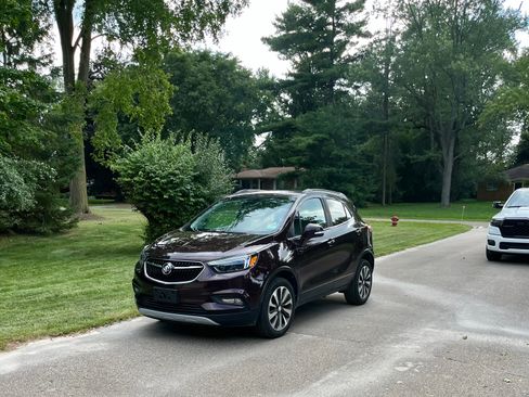 Used 2017 Buick Encore Essence AWD/4WD image 15