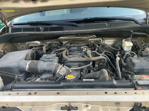 Used 2010 Toyota Sequoia Limited image 15