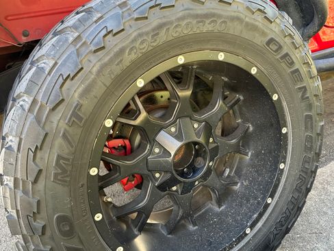 Used 2012 Jeep Wrangler Unlimited Sport image 10