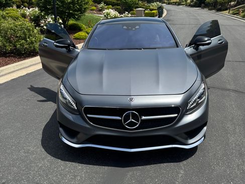 Used 2017 Mercedes-Benz S 550 4MATIC Coupe image 2