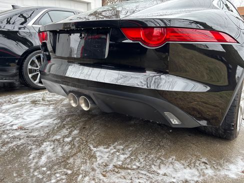 Used 2016 Jaguar F-TYPE Coupe image 11