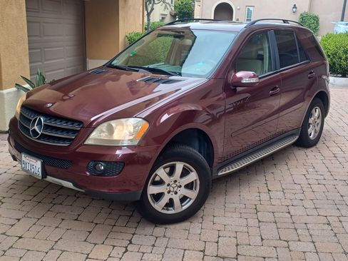 Used 2007 Mercedes-Benz ML 350 ML 350 Sport Utility 4D image 1