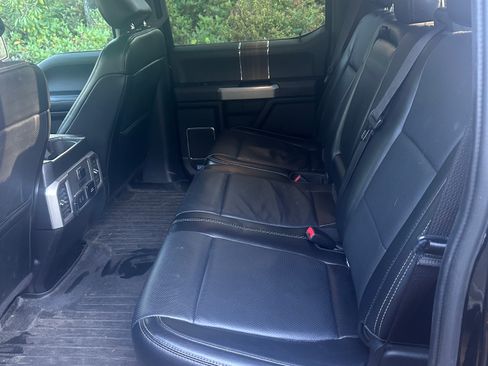 Used 2017 Ford F150 Lariat w/ Equipment Group 502A Luxury image 11