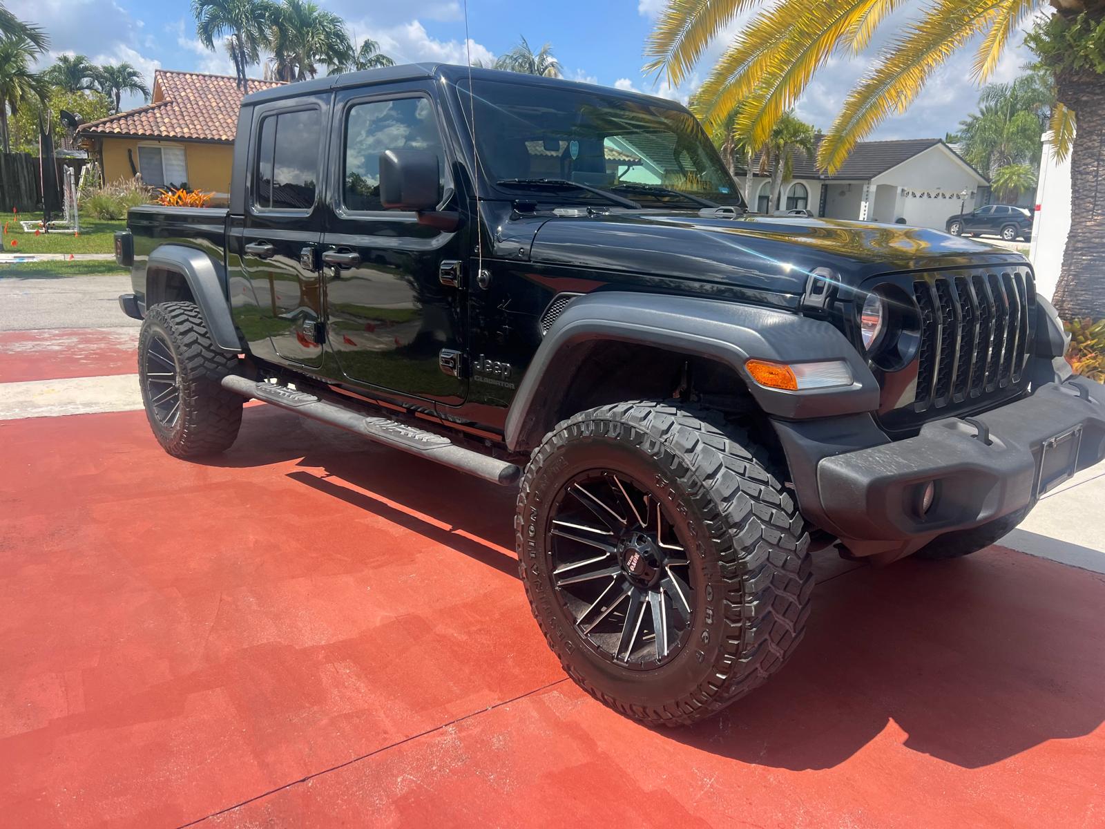 Used 2020 Jeep Gladiator Sport w/ Quick Order Package 24S AWD/4WD image 8