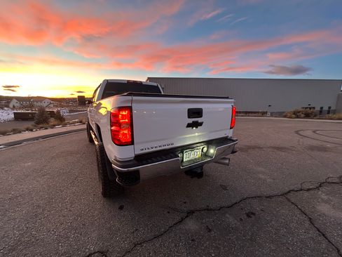 Used 2019 Chevrolet Silverado 2500 LT image 4