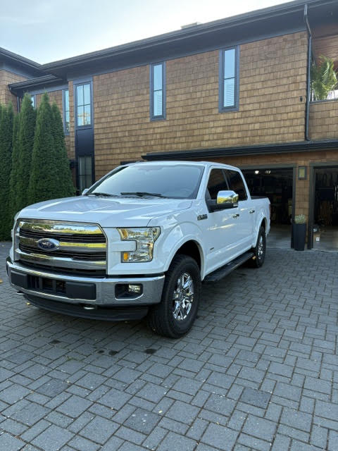 Used 2015 Ford F150 Lariat AWD/4WD image 1
