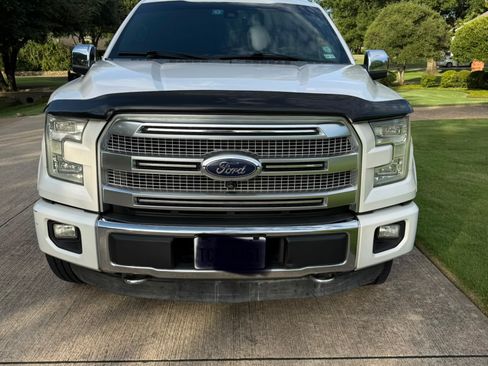Used 2015 Ford F150 Platinum w/ Equipment Group 701A Luxury AWD/4WD image 4