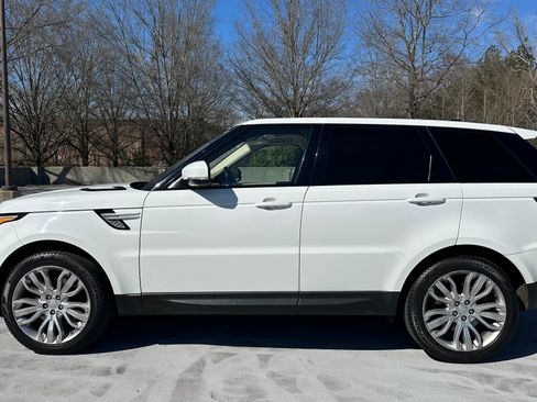 Used 2017 Land Rover Range Rover Sport HSE image 5