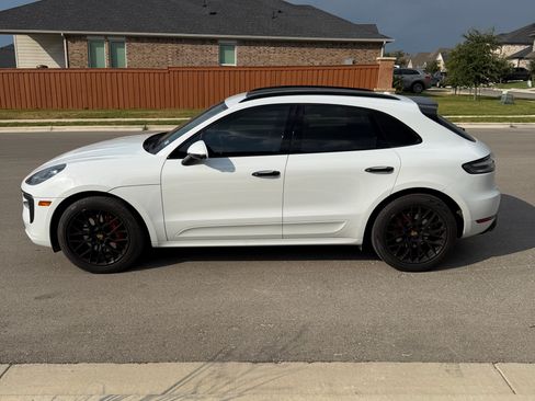 Used 2021 Porsche Macan GTS AWD/4WD image 30
