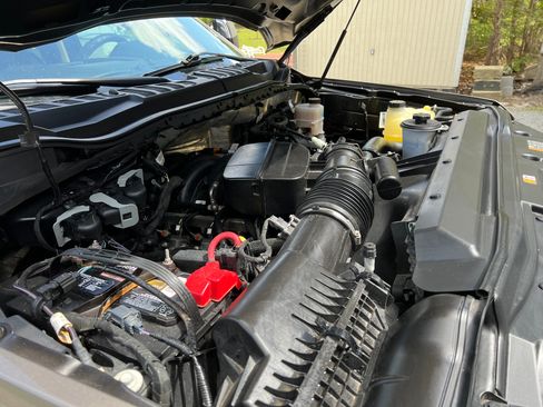 Used 2021 Ford F350 XLT w/ XLT Premium Package image 17