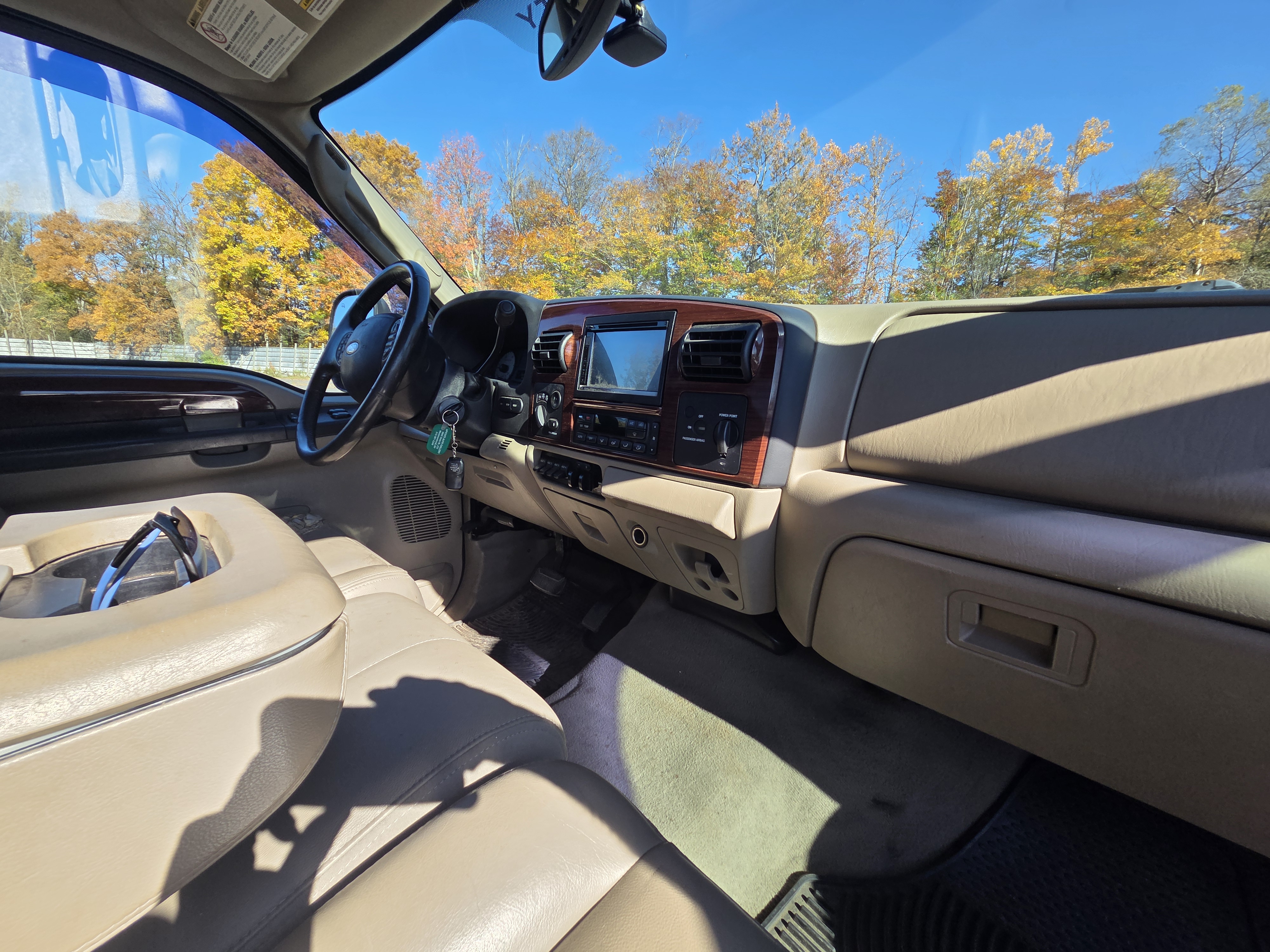 Used 2005 Ford F250 Lariat AWD/4WD image 8