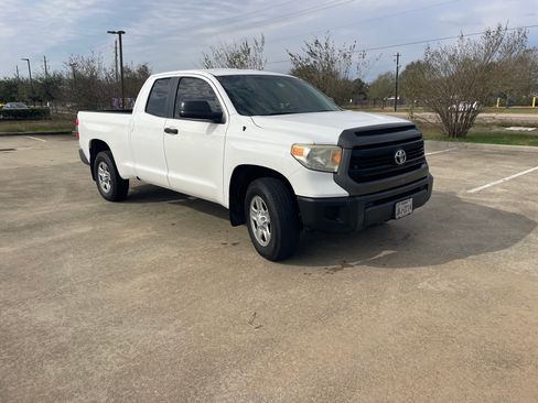 Used 2014 Toyota Tundra SR image 4