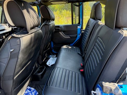 Used 2016 Jeep Wrangler Unlimited Sport w/ Quick Order Package 24S image 11