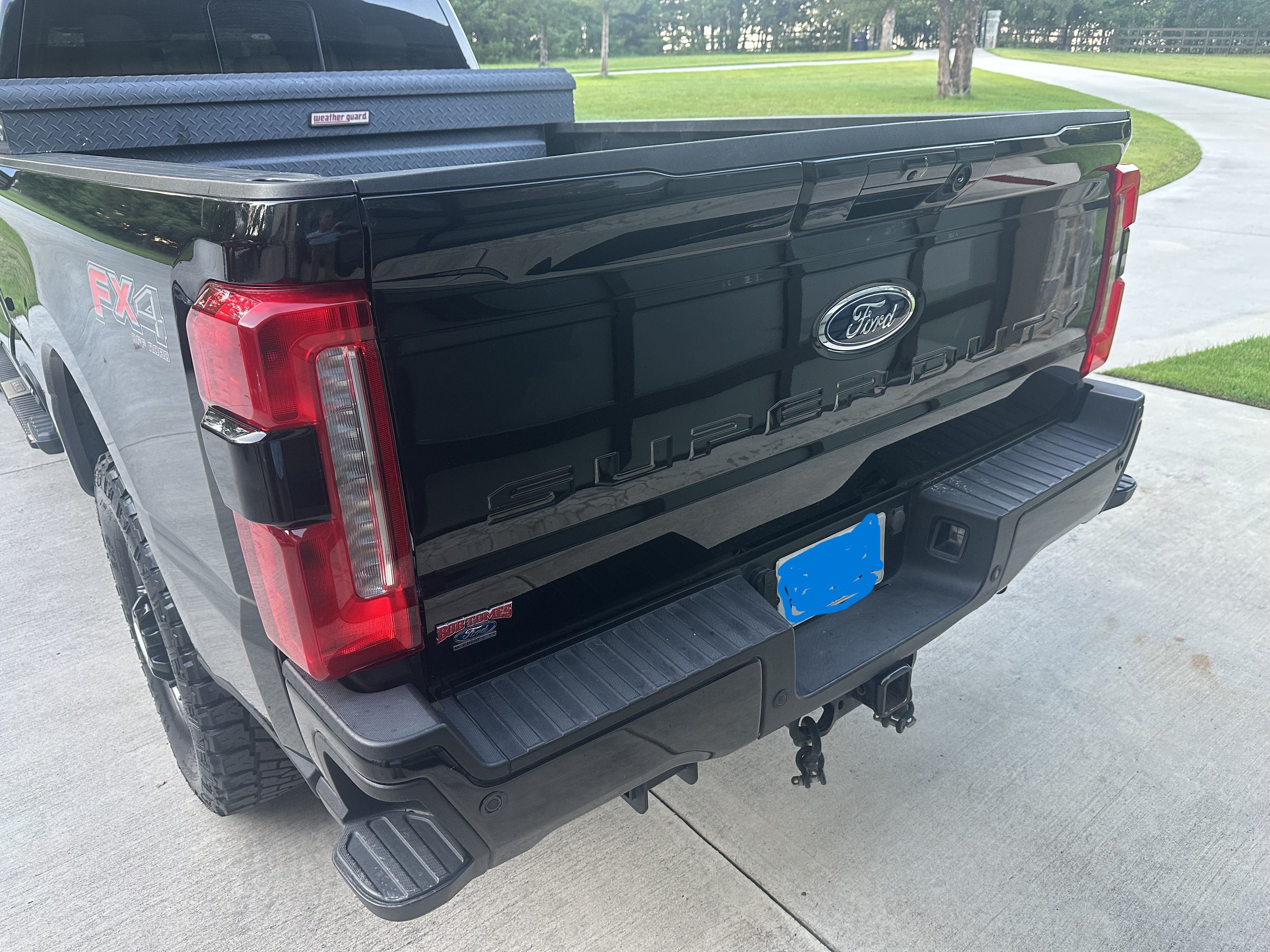 Used 2024 Ford F350 Lariat w/ Lariat Ultimate Package AWD/4WD image 5