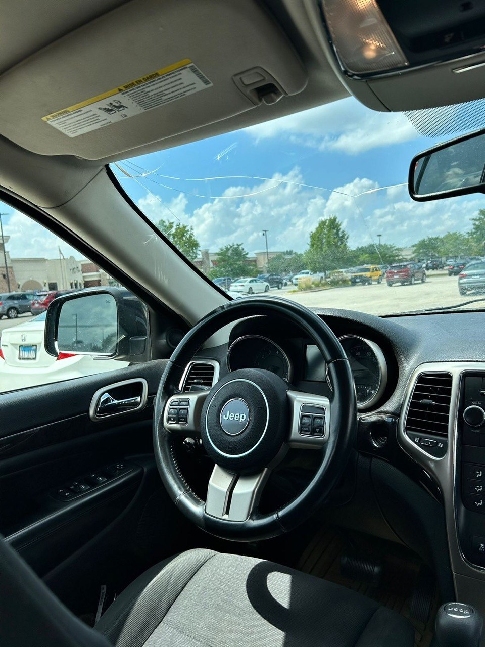 Used 2011 Jeep Grand Cherokee Laredo w/ Security & Convenience Group AWD/4WD image 6