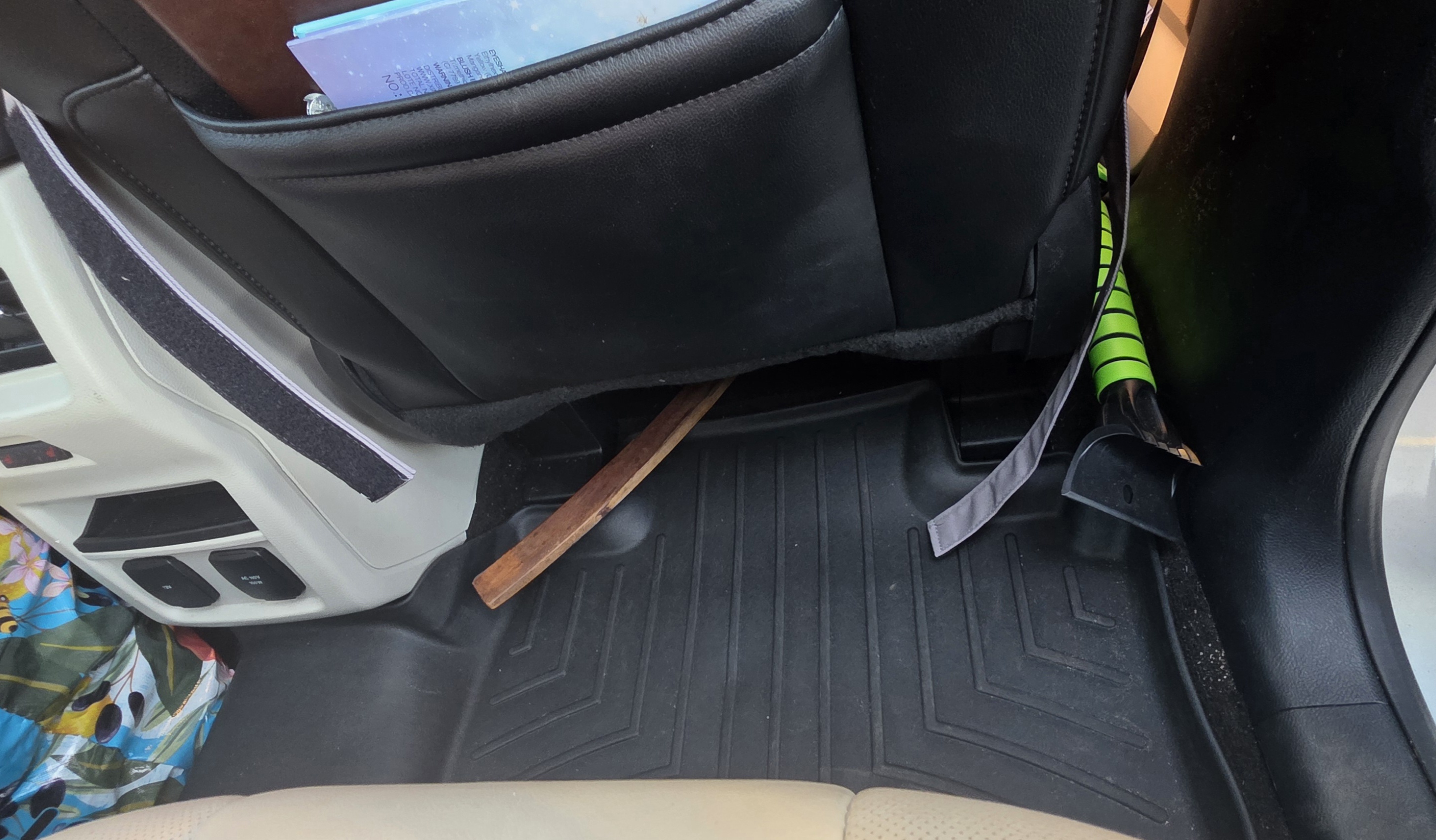 Used 2018 Ford Edge Titanium w/ Equipment Group 301A FWD image 28