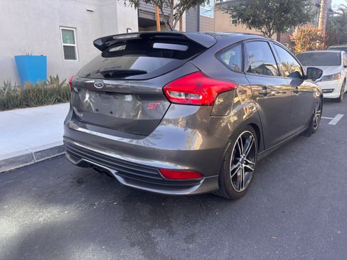 Used 2015 Ford Focus ST FWD image 6