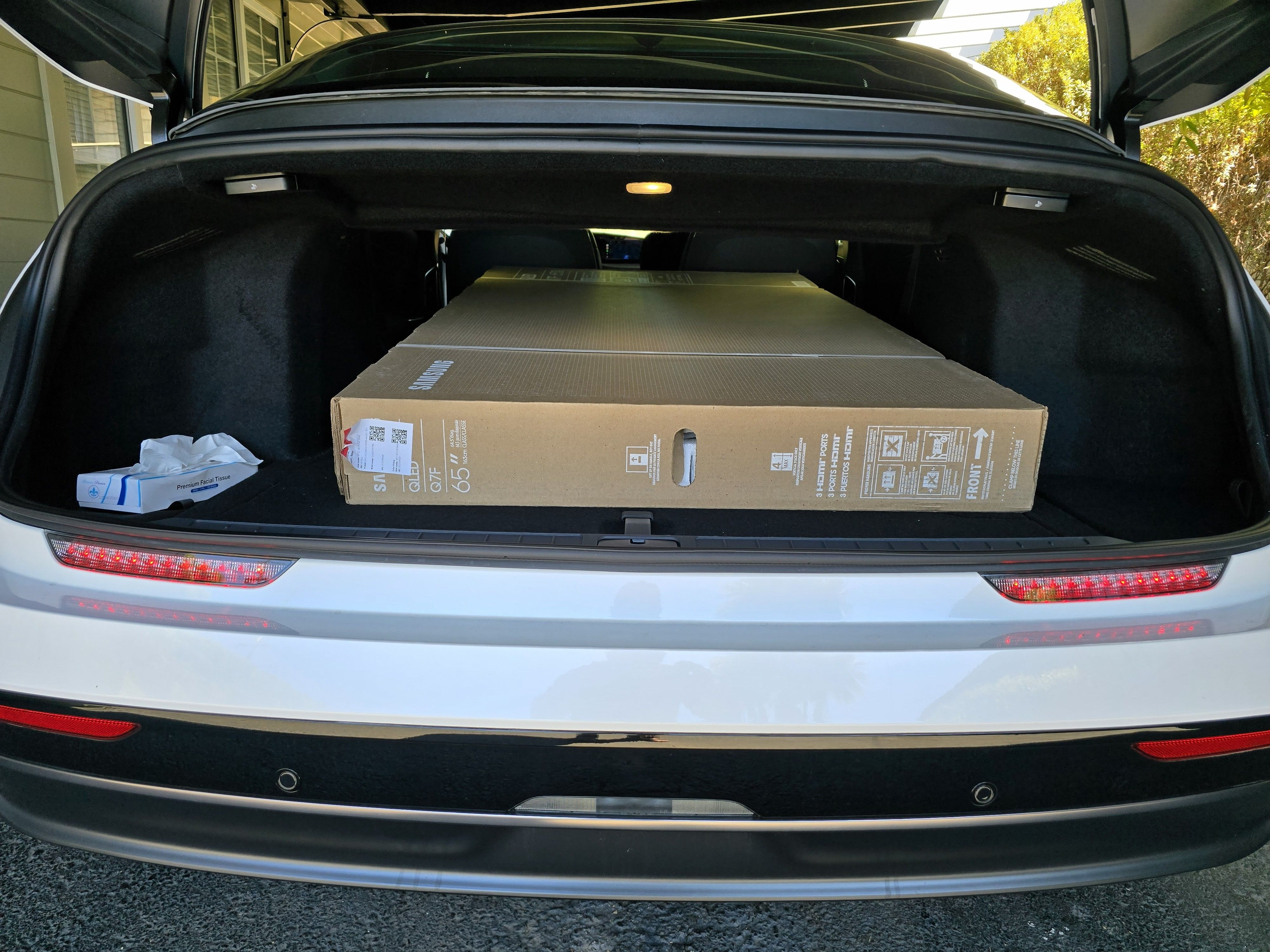 Used 2025 Lucid Air Pure RWD image 19