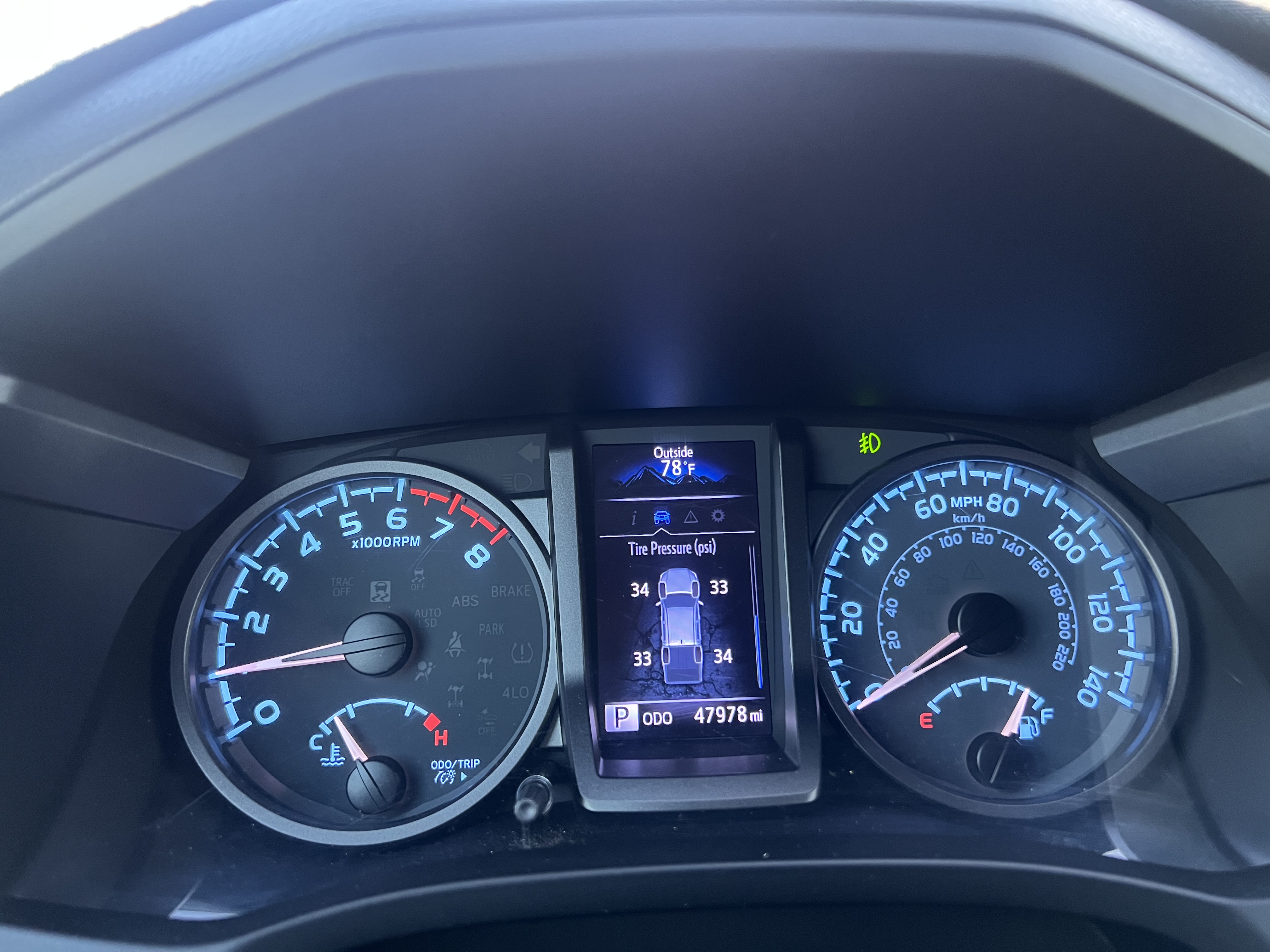 Used 2020 Toyota Tacoma TRD Sport w/ Technology Package RWD image 16