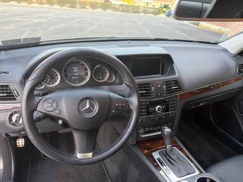 Used 2010 Mercedes-Benz E 350 Coupe image 16