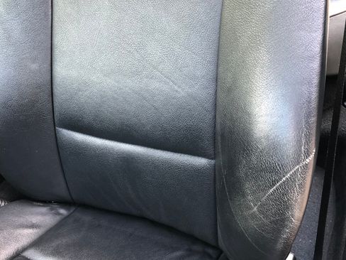 Used 2002 BMW 330xi Sedan image 16