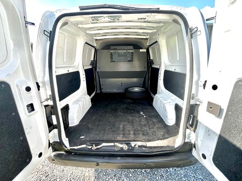 Used 2019 Nissan NV200 S w/ Cruise Control Package FWD image 9