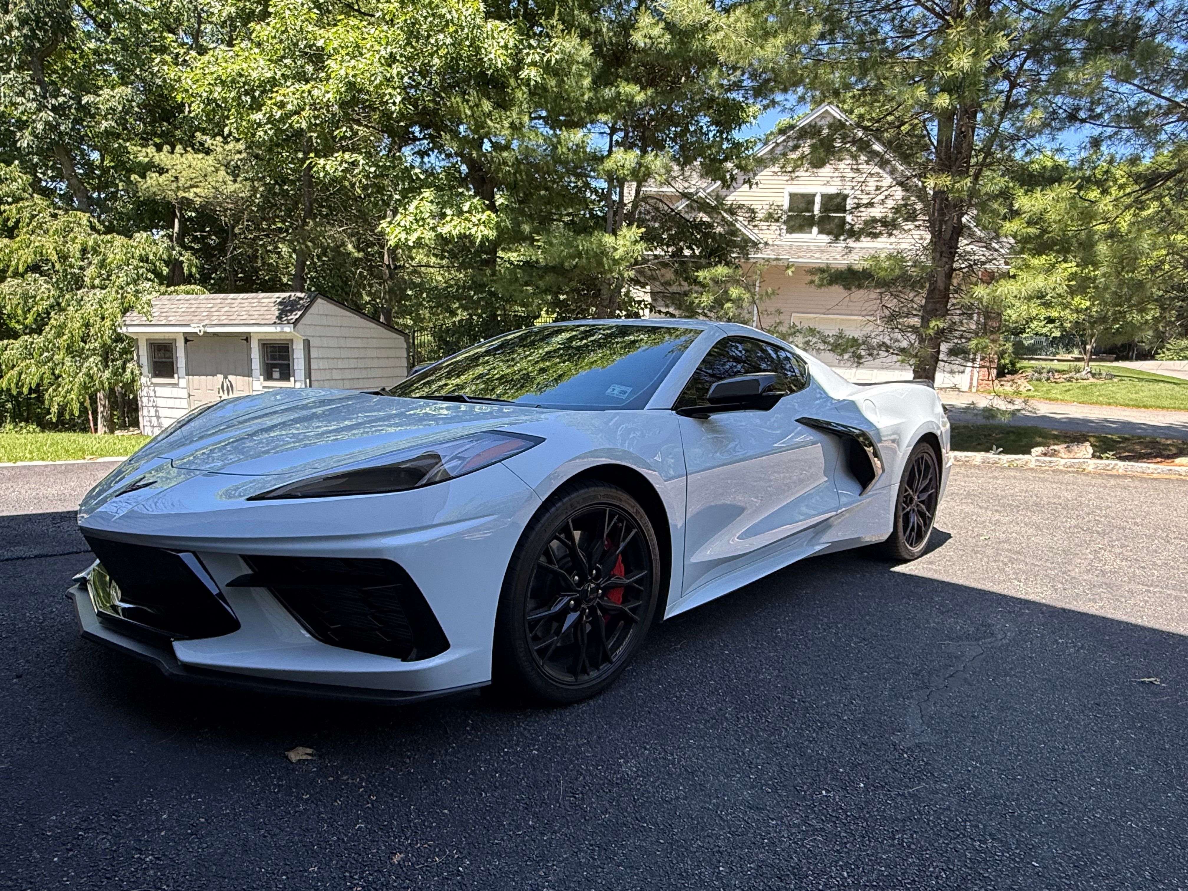 Used 2024 Chevrolet Corvette Stingray Preferred Cpe w/ Z51 Performance Package RWD image 9