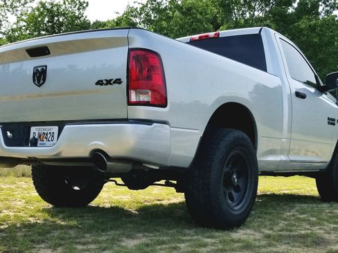 Used 2014 RAM 1500 Express image 14