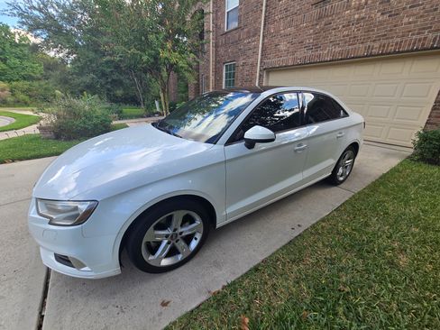 Used 2018 Audi A3 2.0T Premium image 1