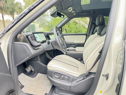 Used 2025 Rivian R1T Adventure AWD/4WD image 5