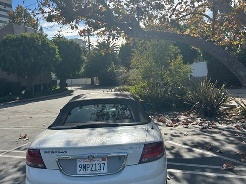 Used 2005 Chrysler Sebring Touring image 26