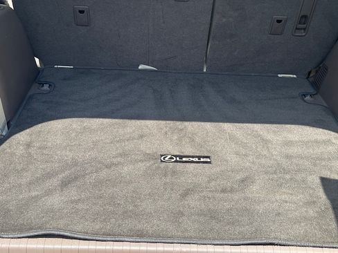 Used 2015 Lexus GX 460 w/ Premium Package image 17