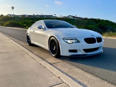 Used 2010 BMW M6 Coupe image 10
