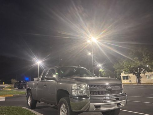 Used 2013 Chevrolet Silverado 1500 LT w/ All-Star Edition AWD/4WD image 8