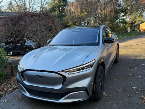 Used 2021 Ford Mustang Mach-E California Route 1 image 1