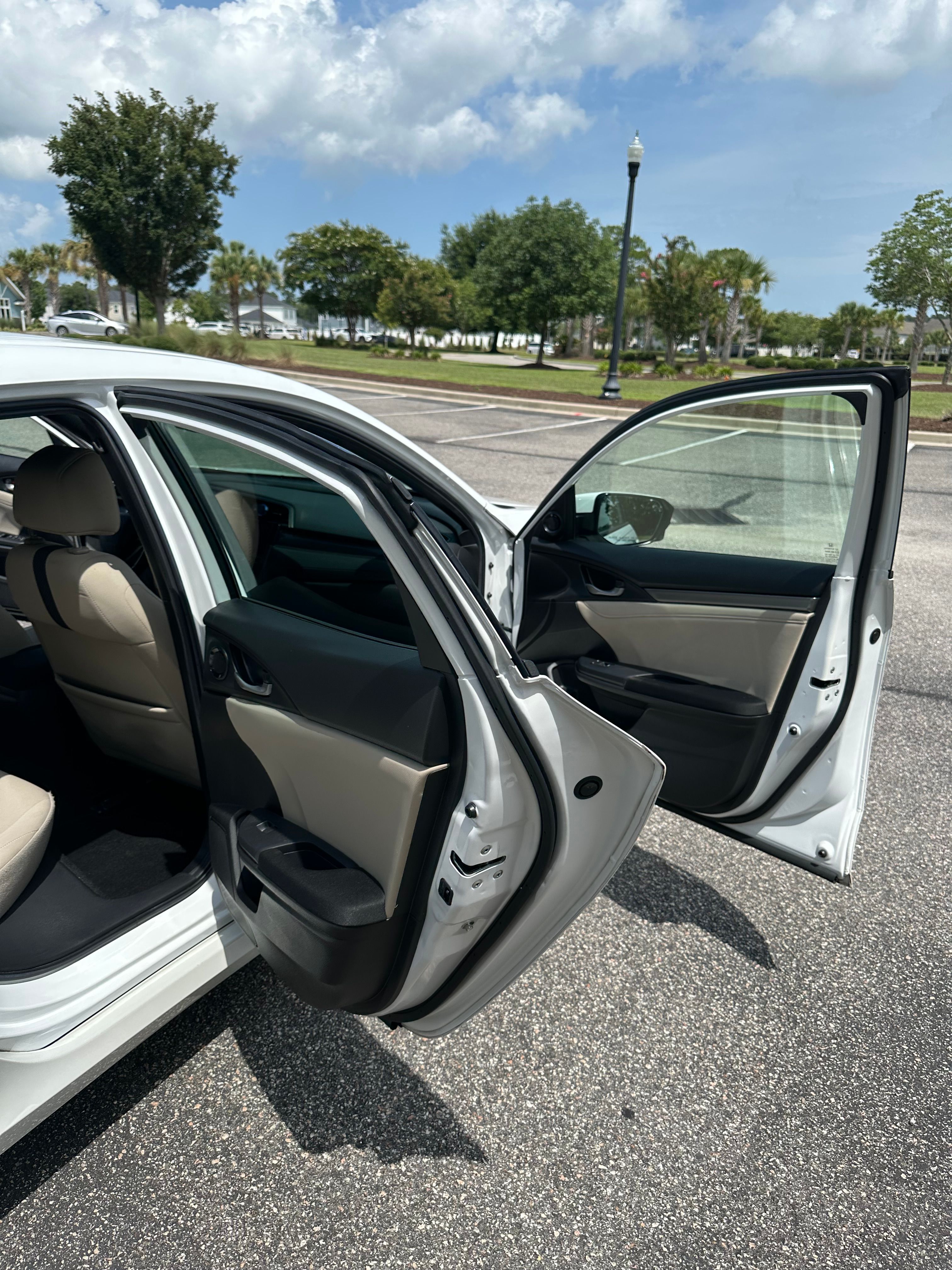 Used 2021 Honda Civic EX image 10