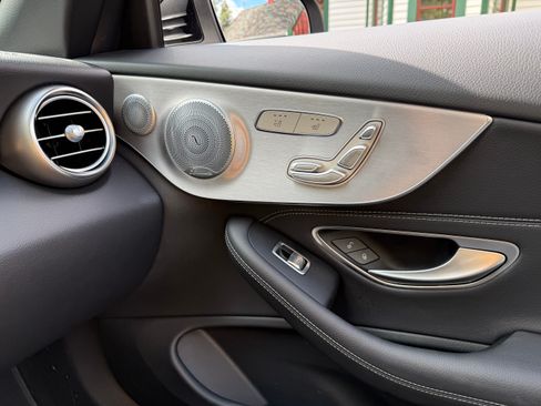 Used 2021 Mercedes-Benz C 300 4MATIC Cabriolet w/ AMG Line image 15