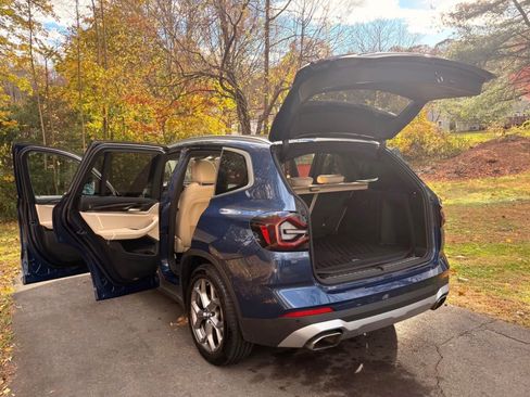 Used 2022 BMW X3 xDrive30i w/ Premium Package image 5